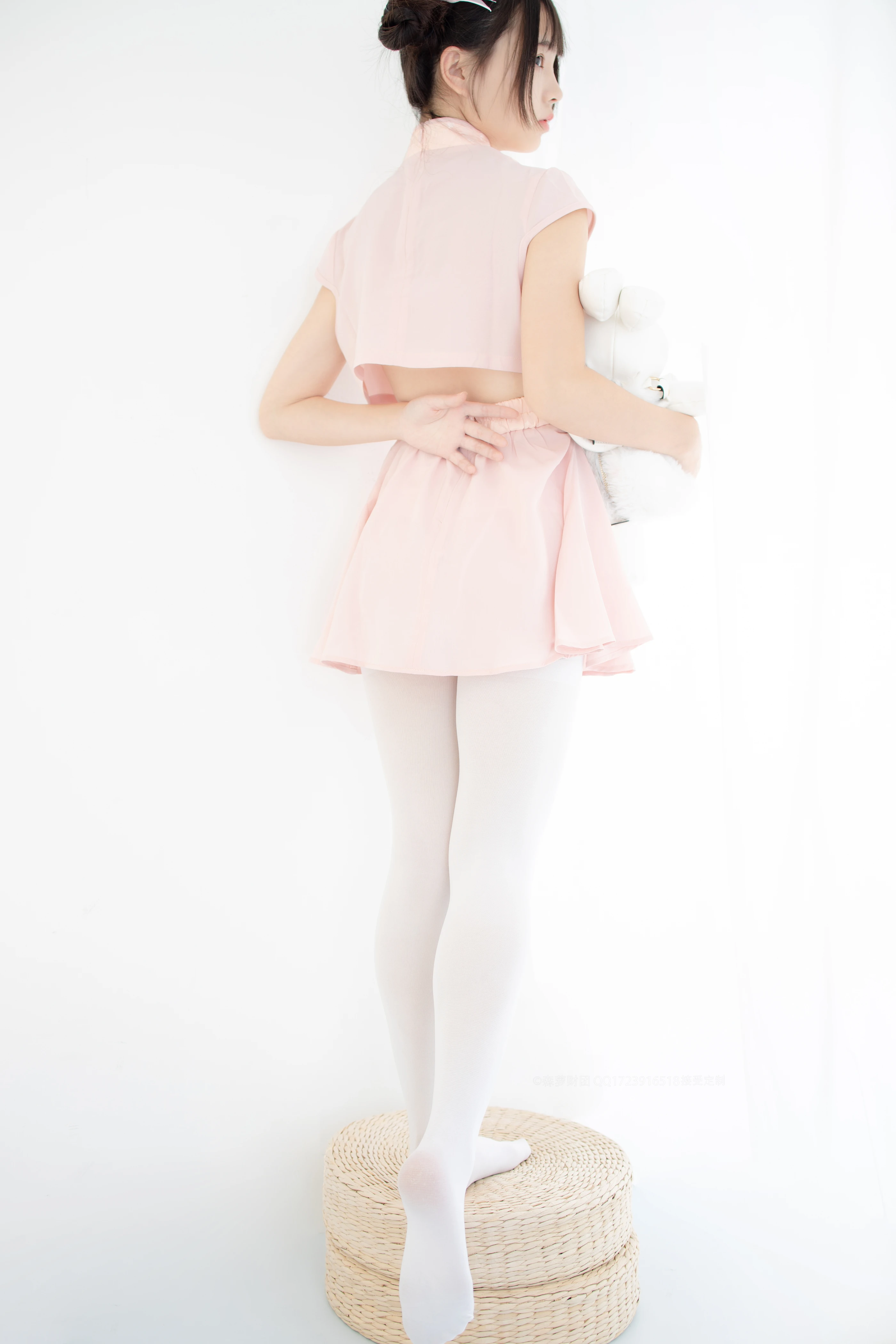森萝财团 X-052 [66P 1V]插图3